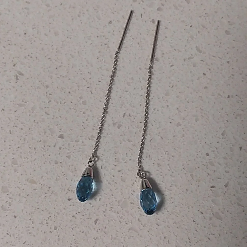 Threader earrings - Picture 3 of 4